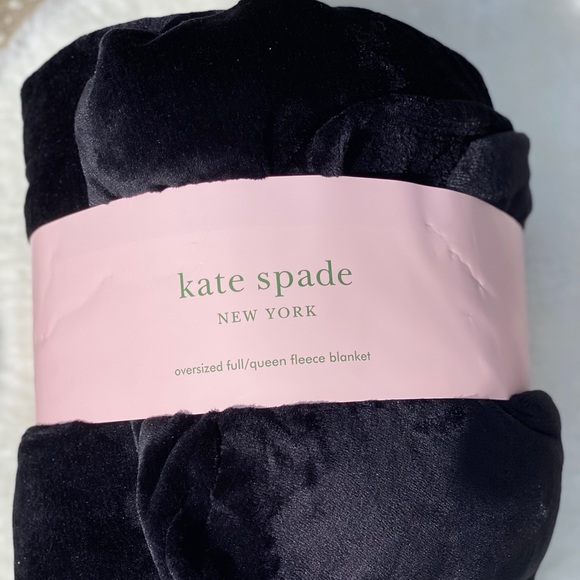 kate spade Other - 🆕🌸Kate Spade ♠️ Queen Fleece Blanket